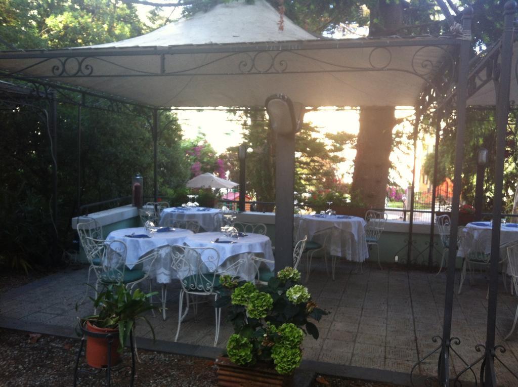 Moderna Hotel 3*