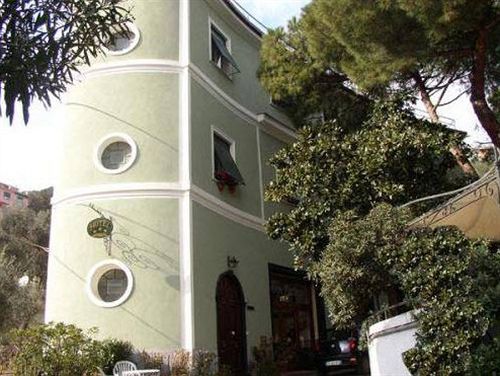 Moderna 3* Bonassola