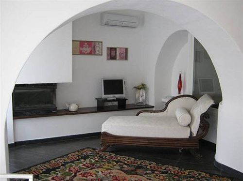 Moderna 3*